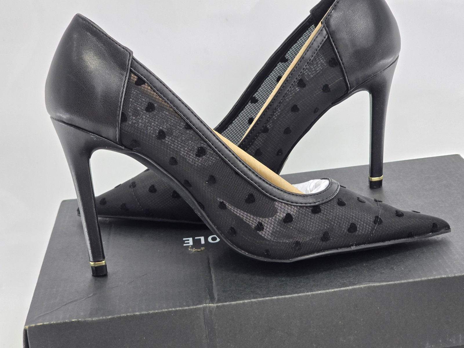 Kenneth Cole New York Women’s Bentley 100 Pump, Black/black Mesh, 7 M VG