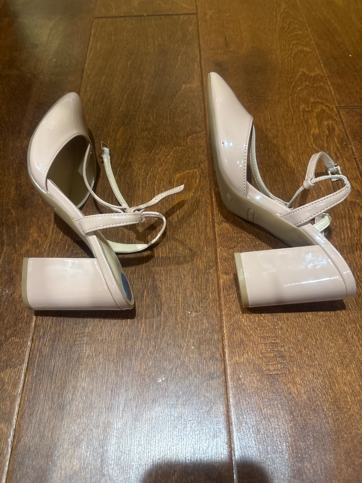 New without box, good condition, Nine West T-strap blush ladies shoes size 6 1/2