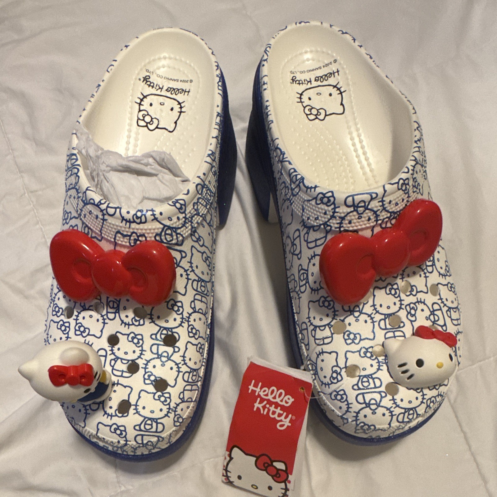Crocs Hello Kitty Platform Clog Heels Slip-On Lightweight White Blue Red