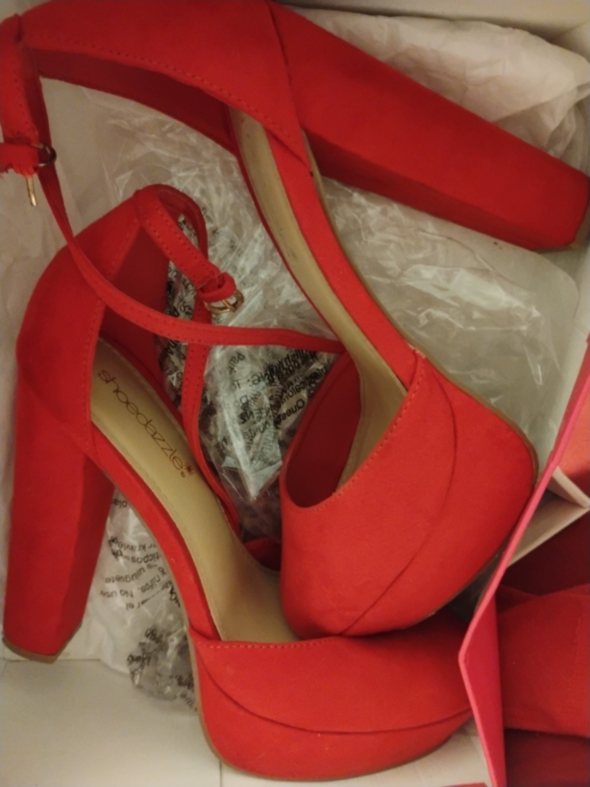 ShoeDazzle Red Platform Block Heel Ankle Strap Closed Toe Women’s US size 9.5