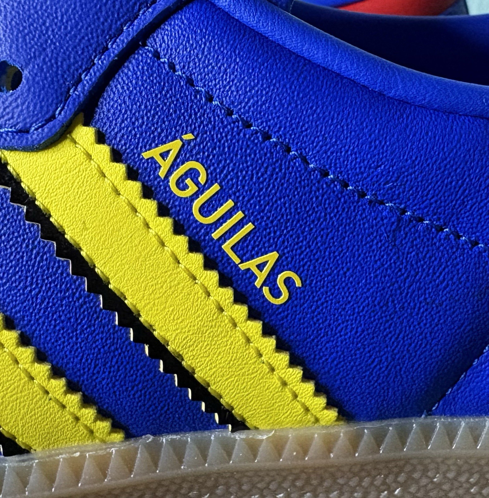 US Men’s 9.5/Women’s 10.5 – Adidas Samba Licensed “Club America” KJ3531