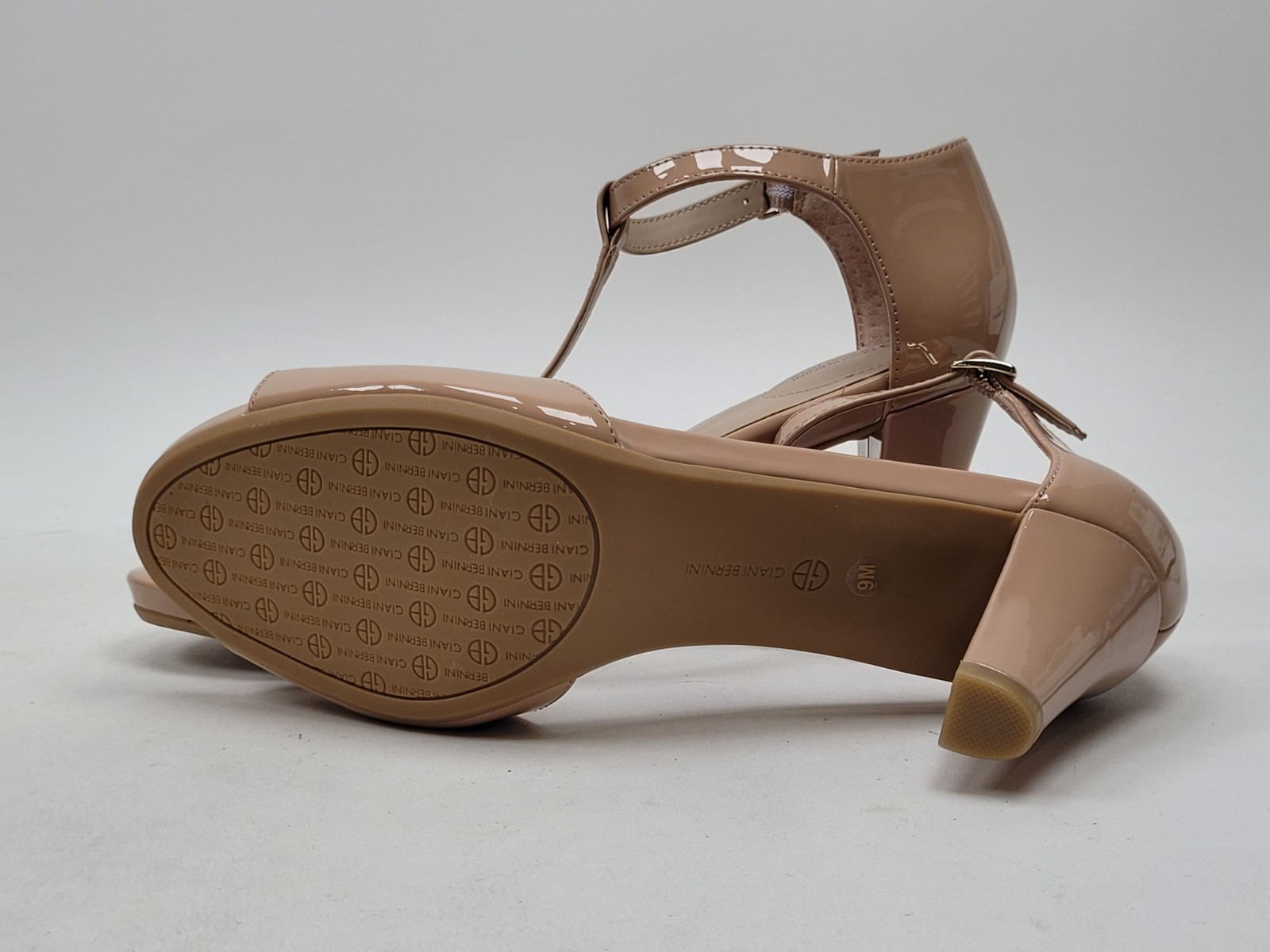 Giani Bernini Womens Claraa Beige Dress Sandals Shoes 9 Medium (B,M)