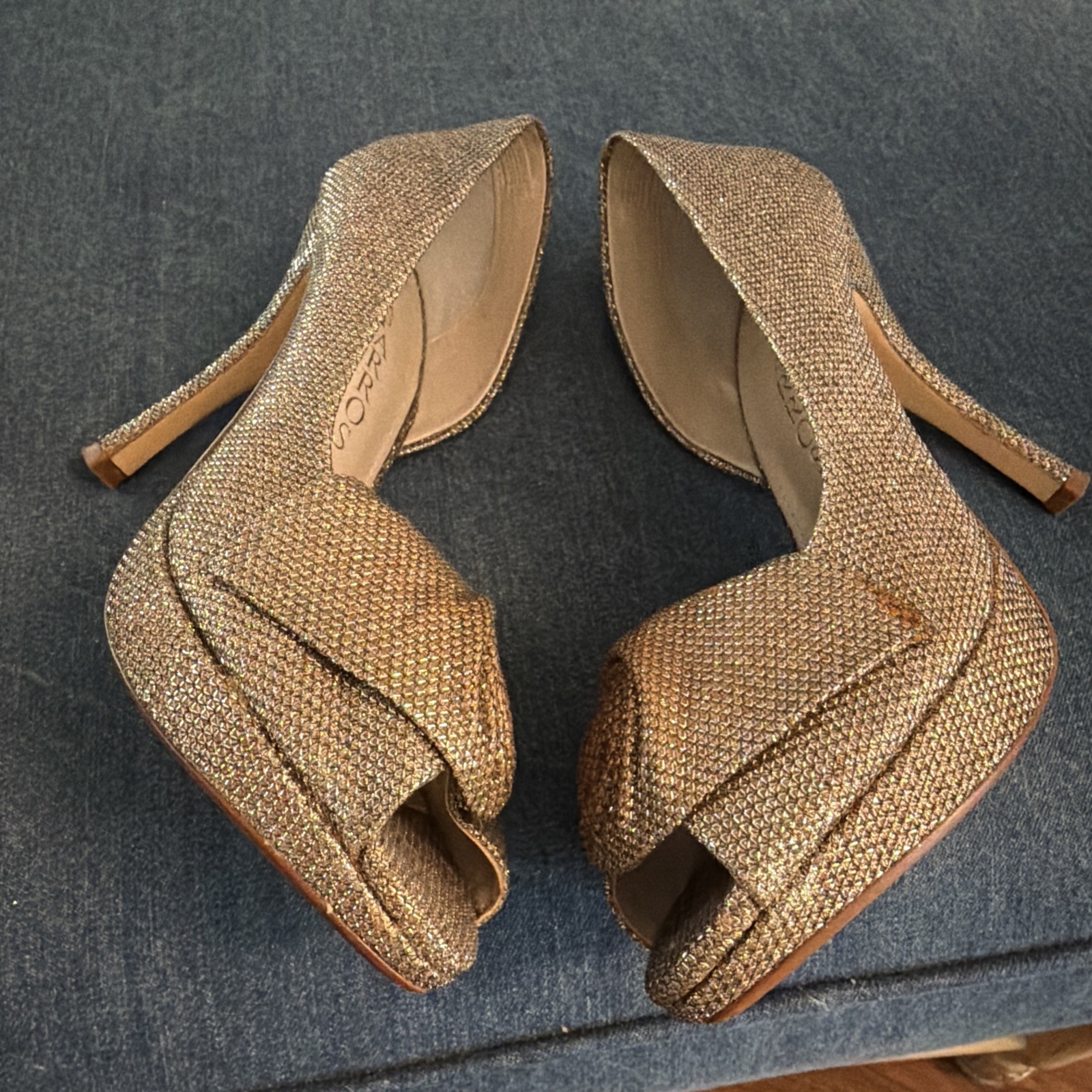 Caparros Gold Glitter 4” Comfort Heels | Party/Cocktail Ready 6B EUC