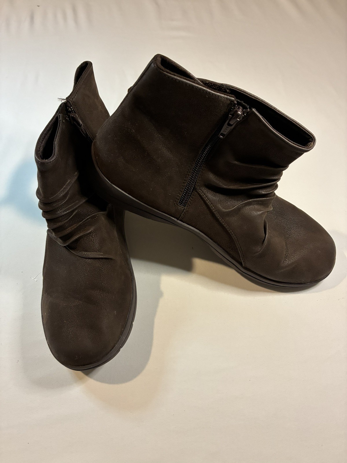 Skerchers Brown Winter/Fall Ankle Boots Size 10