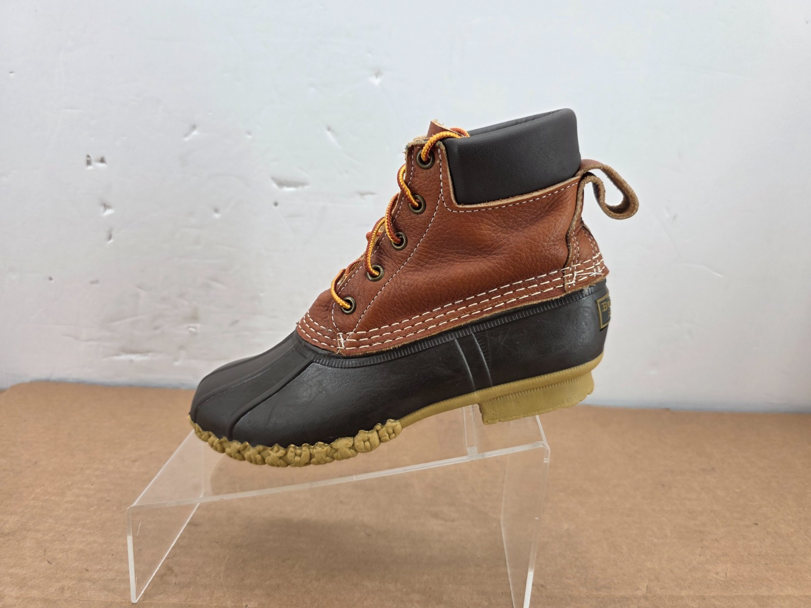 LL Bean Womens Size 6 M Duck Boots 6 Eye 8″ Tan Brown Unlined Made In USA