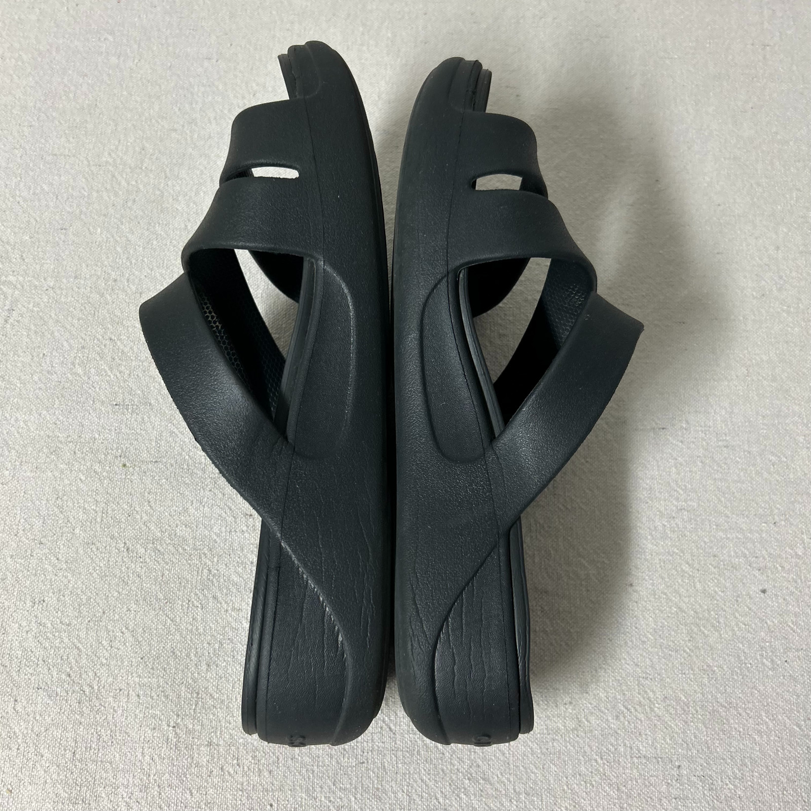Crocs Getaway Strappy Sandals Women’s 11 Black Platform Wedge Slide Dual Comfort