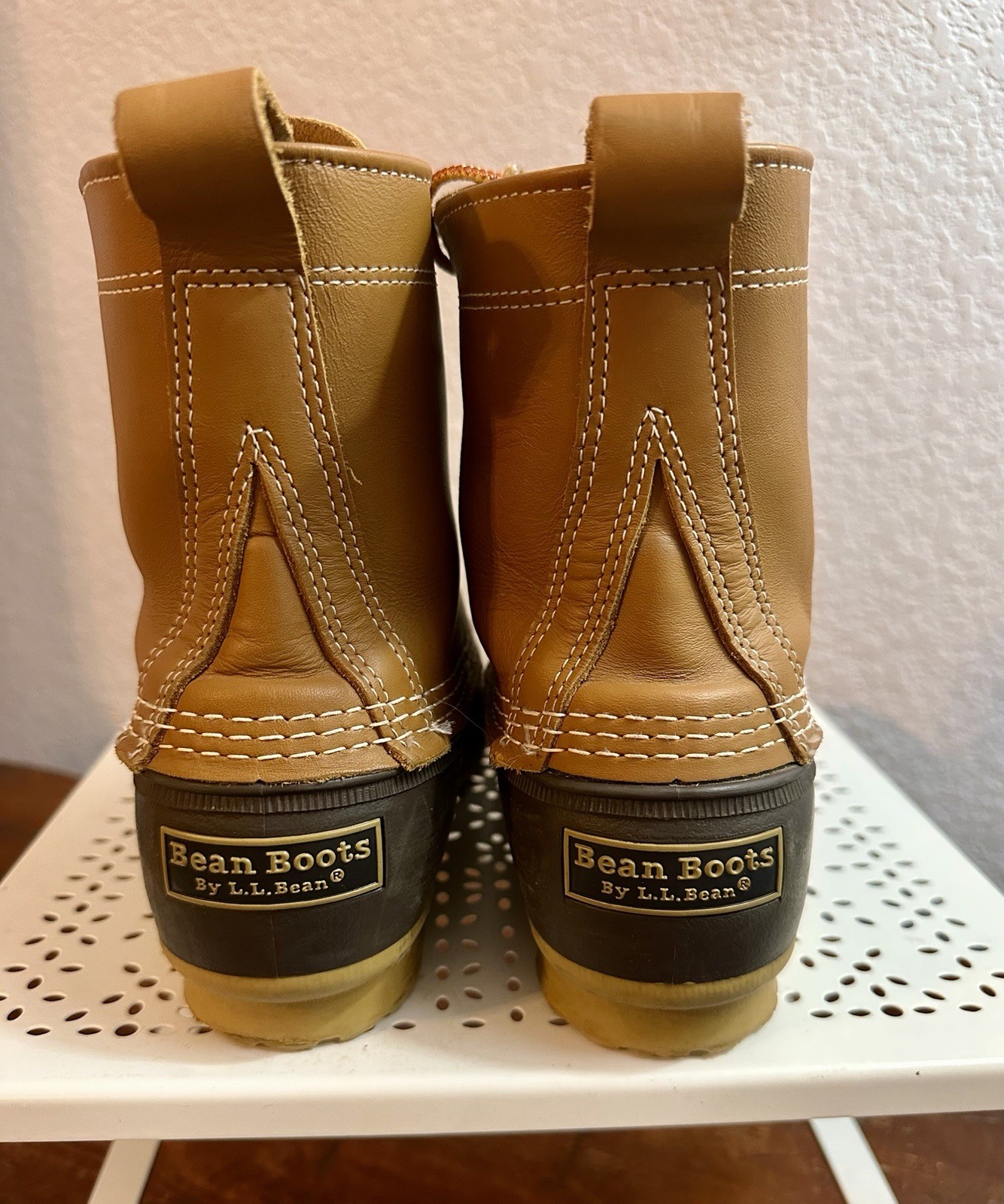 L.L. Bean Women’s Size 8 Brown Leather 8” Bean Boot Excellent Condition