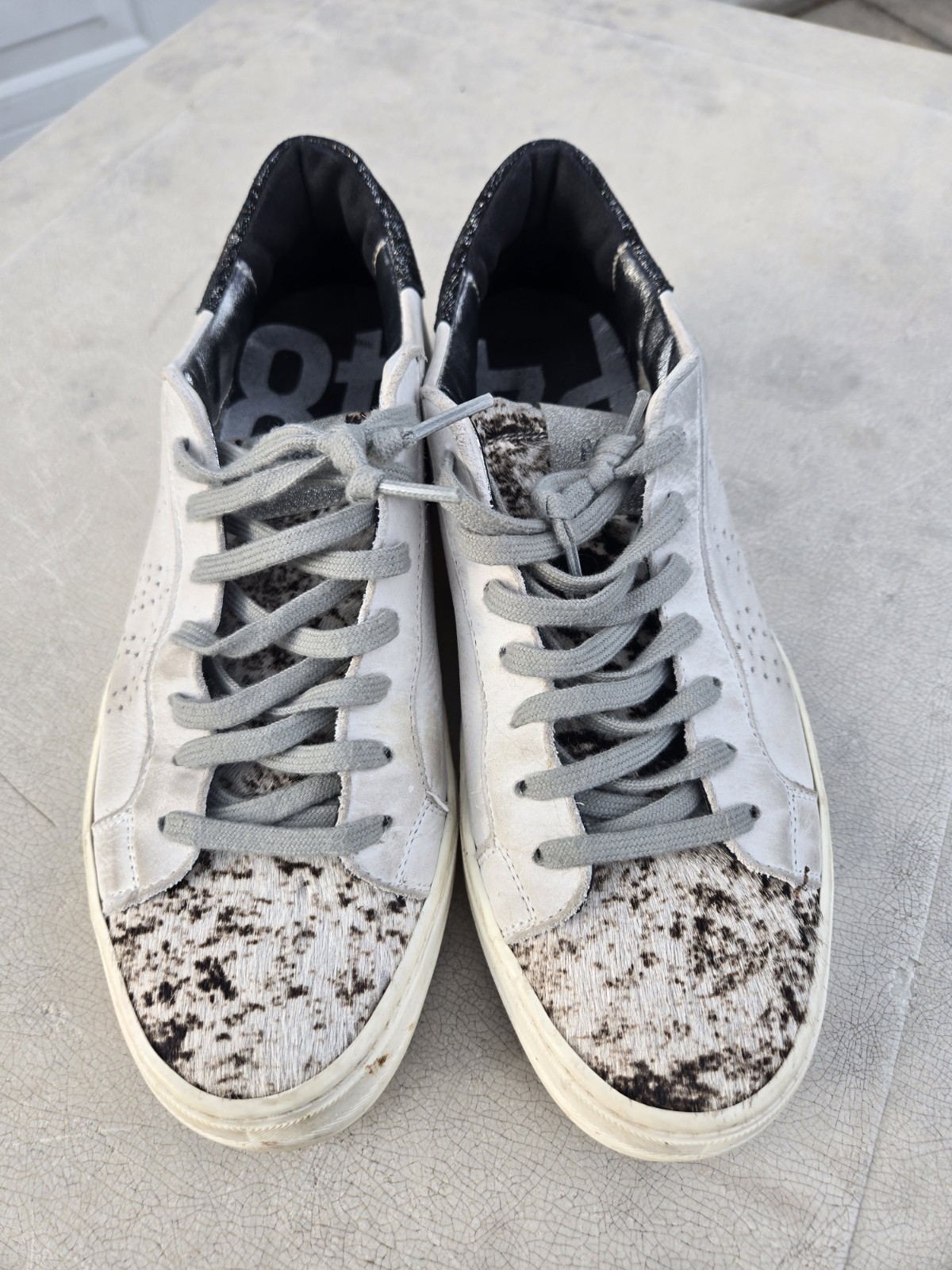P448 Leather with Textured Detail Sneakers Size 40 Womens