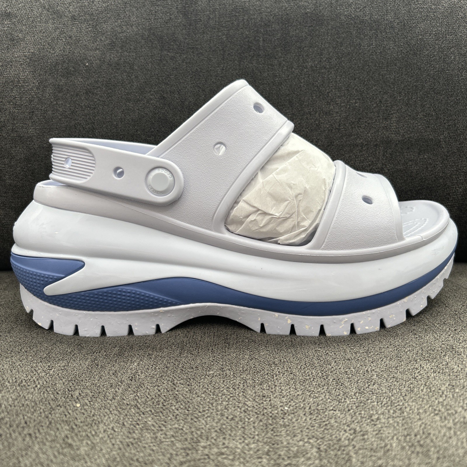 Crocs Classic Mega Crush Sandal Women’s 10 Mega Crush White Platform Slingback