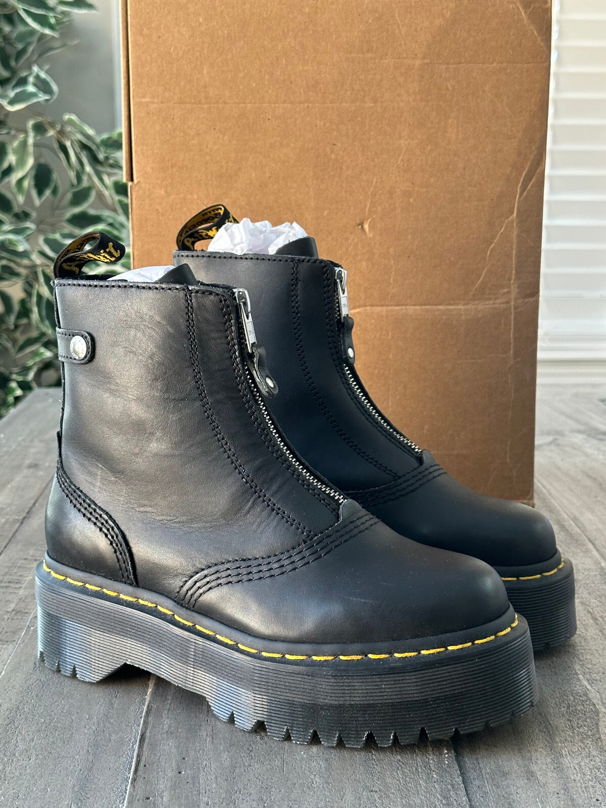 Dr Martens Jetta Zip Platform Leather Black Boots For Women’s Size US 6