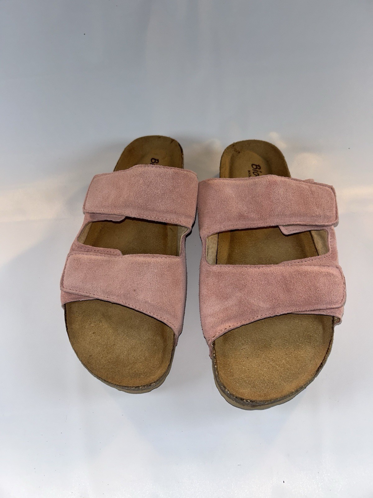 Bio Gold Sandals Size 9.5 Woman’s Pink Suede Footbed Slip On Made In Italy