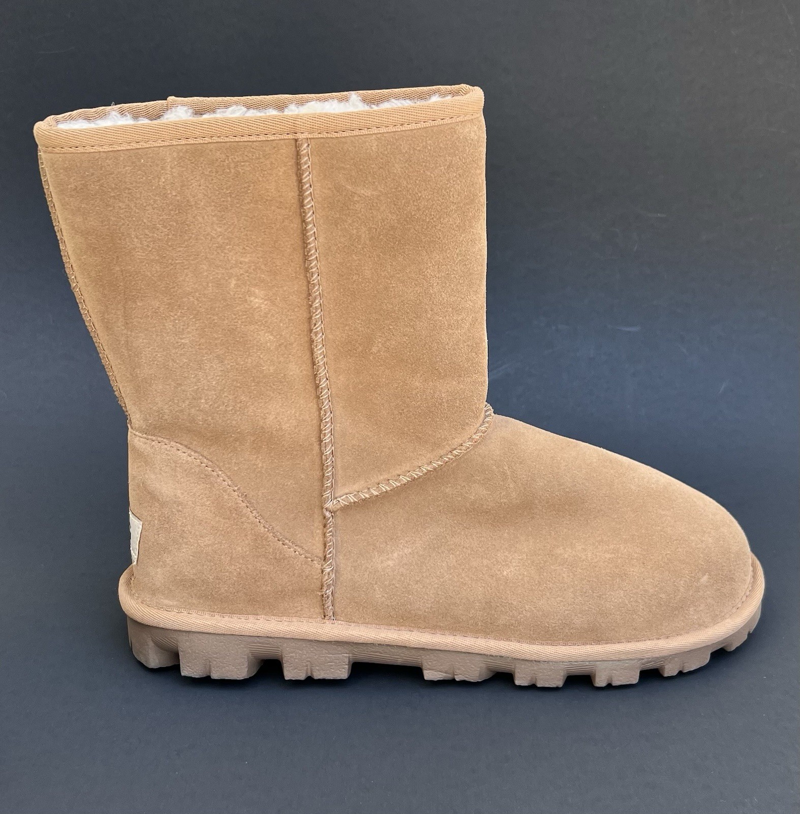 UGG Essential Short Bootie Chesnut Women’s Size 8 US Size