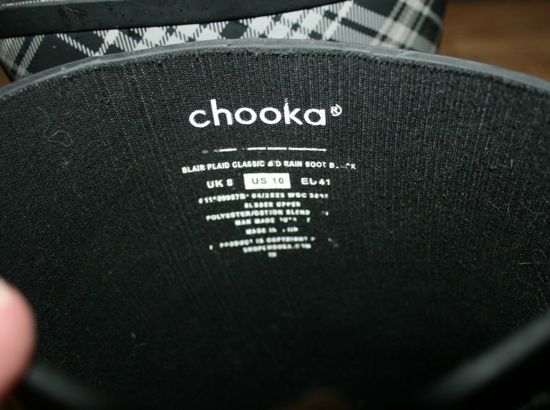 CHOOKA Women’s Waterproof Solid Mid-Height Rain Boot in Plaid & Black, Size 10