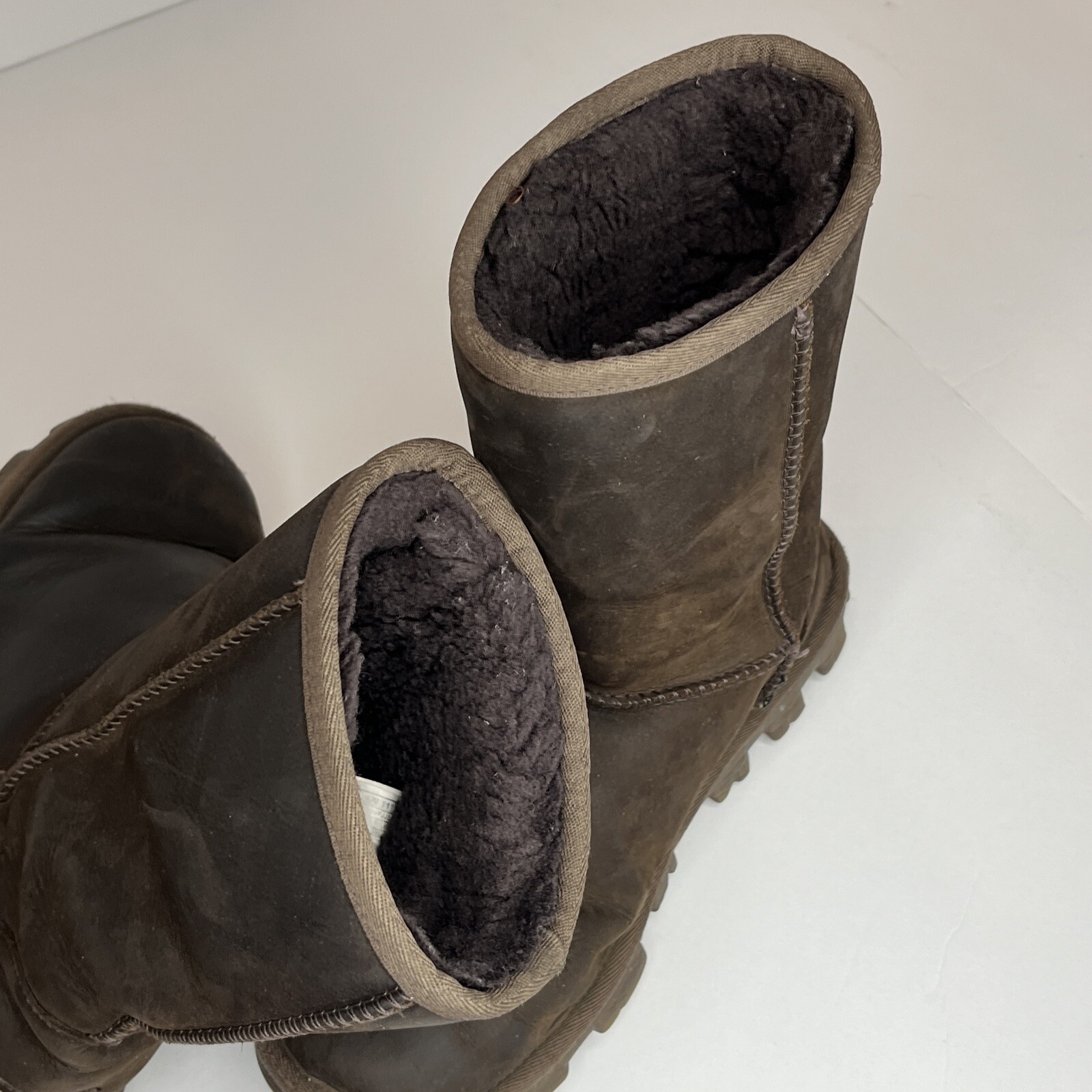 UGG 1111513 ESSENTIAL DARK BROWN SHEARLING LEATHER WOMENS USA 8 BOOTS