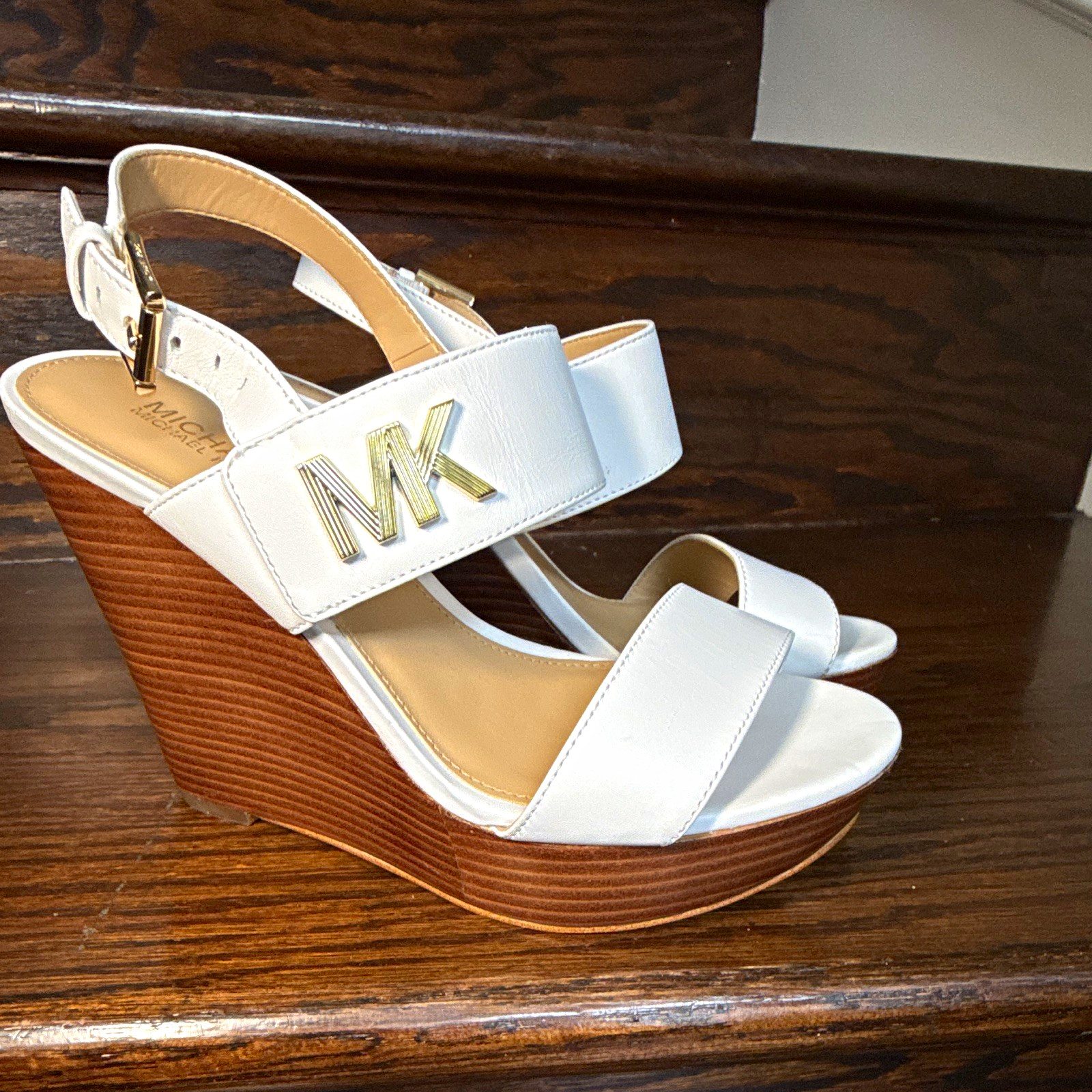 MICHAEL KORS DEANNA ICONIC WHITE GOLD MK LOGO SEXY WEDGES Size 5M