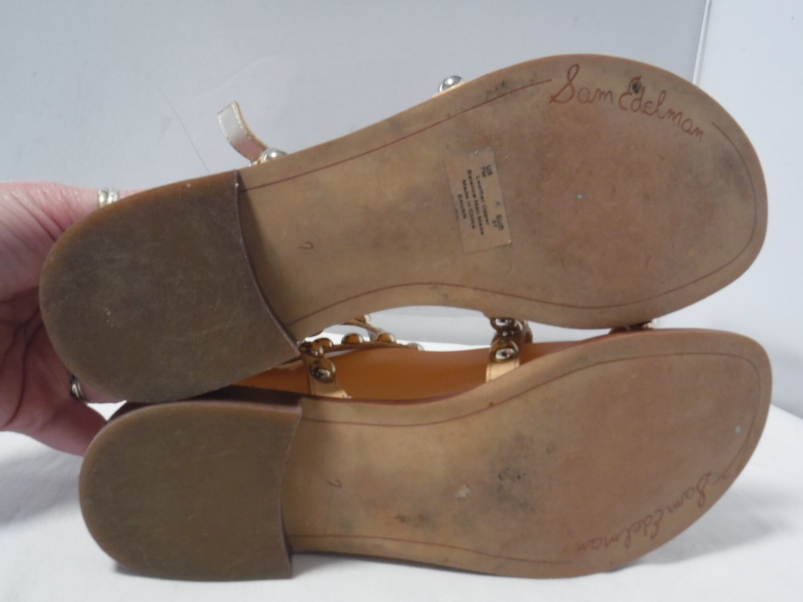 PF2 Sam Edelman Eavan Tan Nude Gold Studded Strappy Thong Sandals Sz 7 M Women’s
