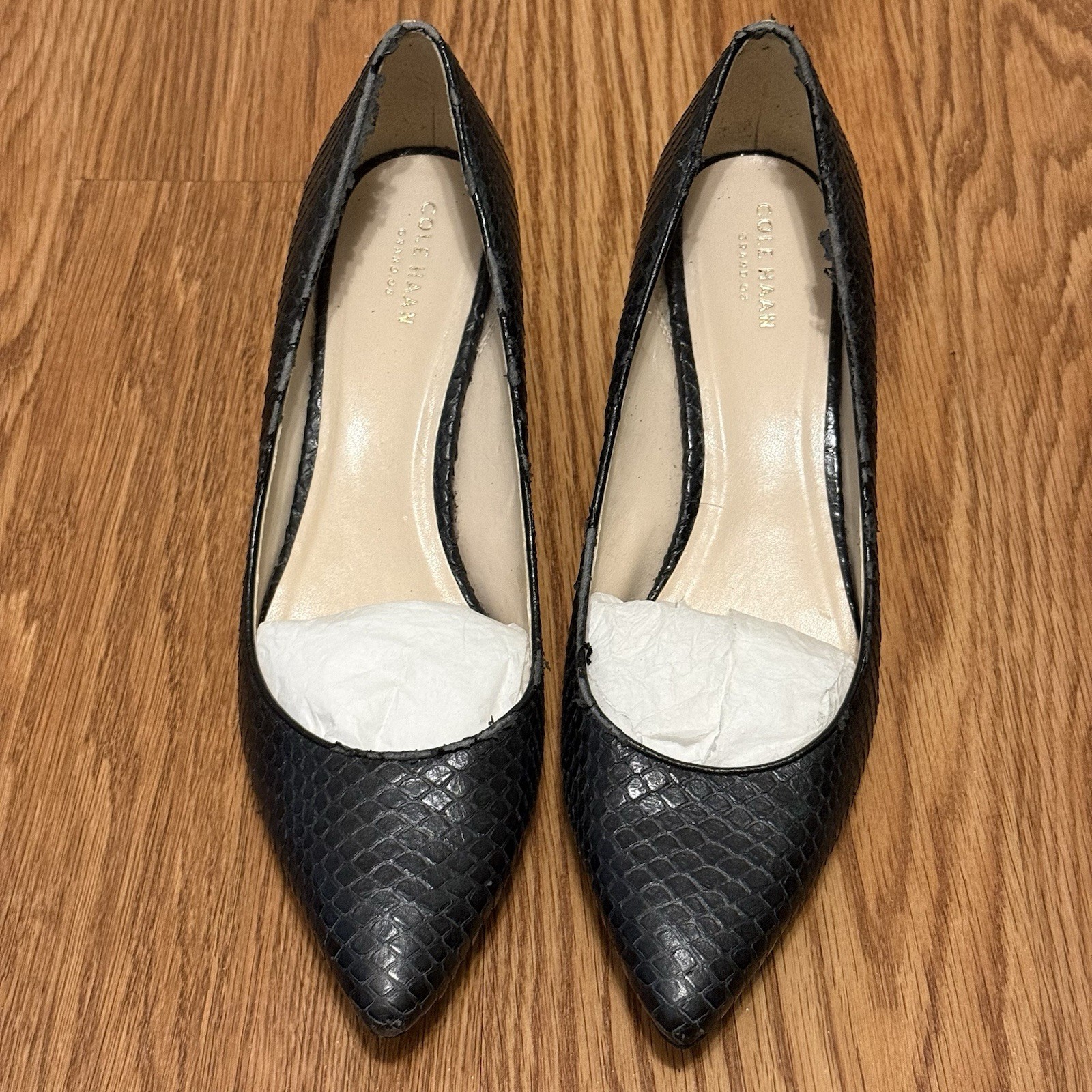 Cole Haan Faux Snakeskin/Lizard Textured Leather Pumps Kitten Heel Black Size 10