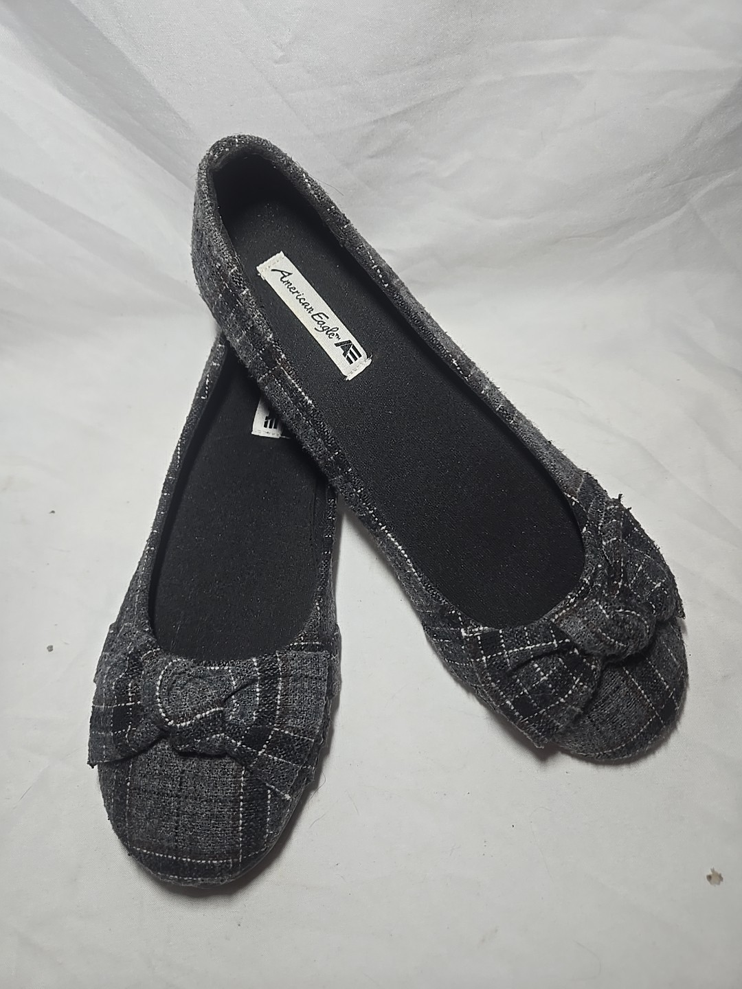 American Eagle Gray/Black Plaid Flannel w/Bow Accent Ballet Flats Size 6.5