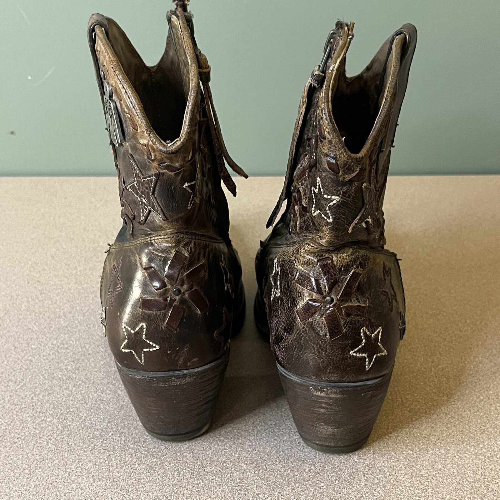 Ariat Starla Western Boot ATS Technology Premium Leather Star Embroidery & Studs