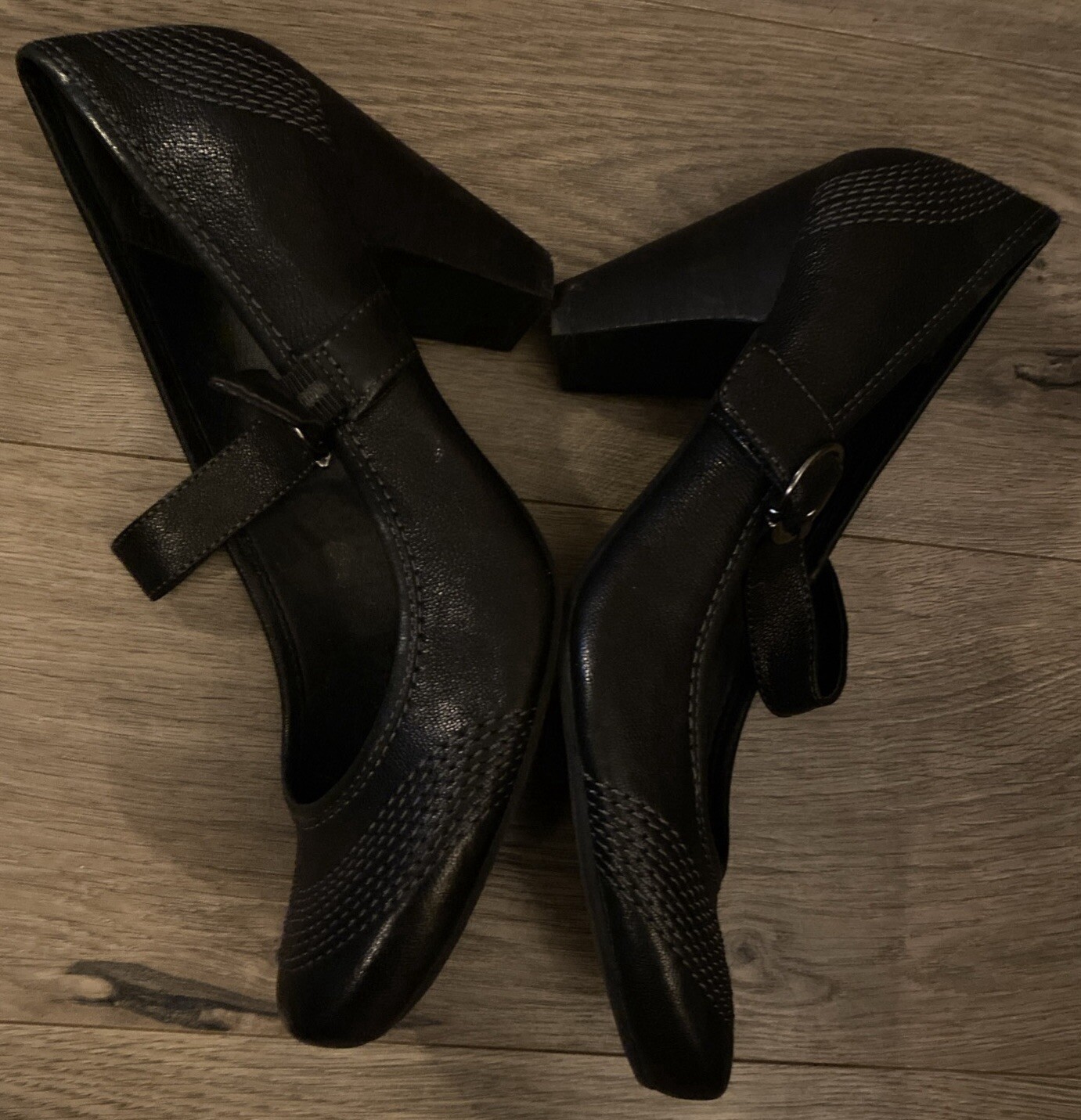 Madison Black Leather Heeled 9M Mary Jane Blake Shoes Decorative Stitching EUC