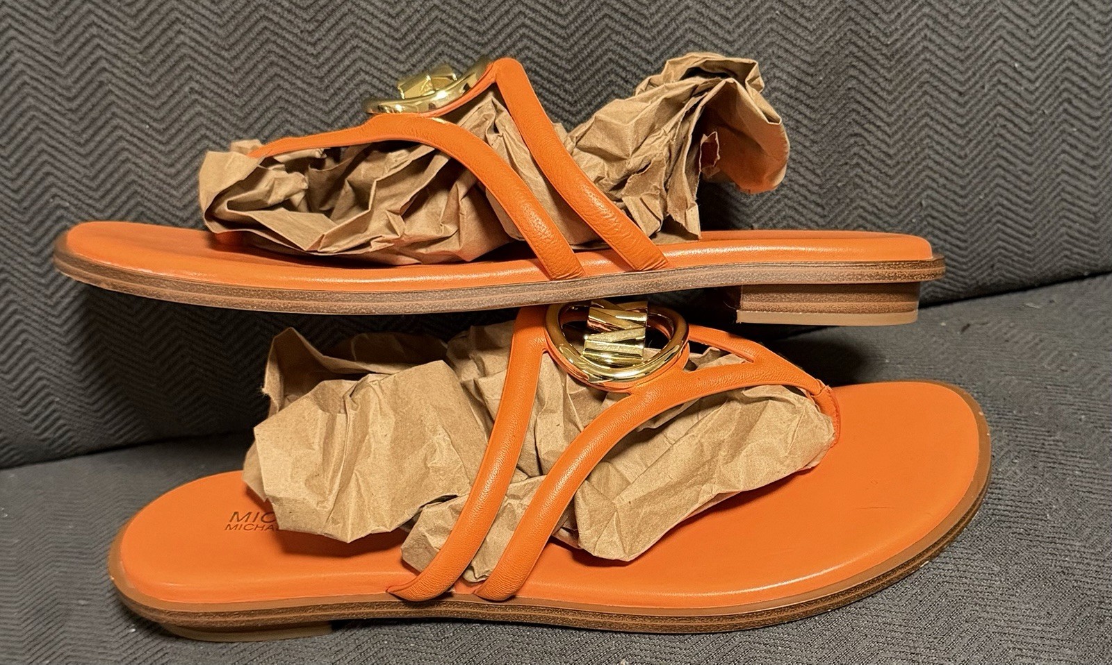 Michael Kors Hampton flat sandals in an apricot color Women’s size 8.5