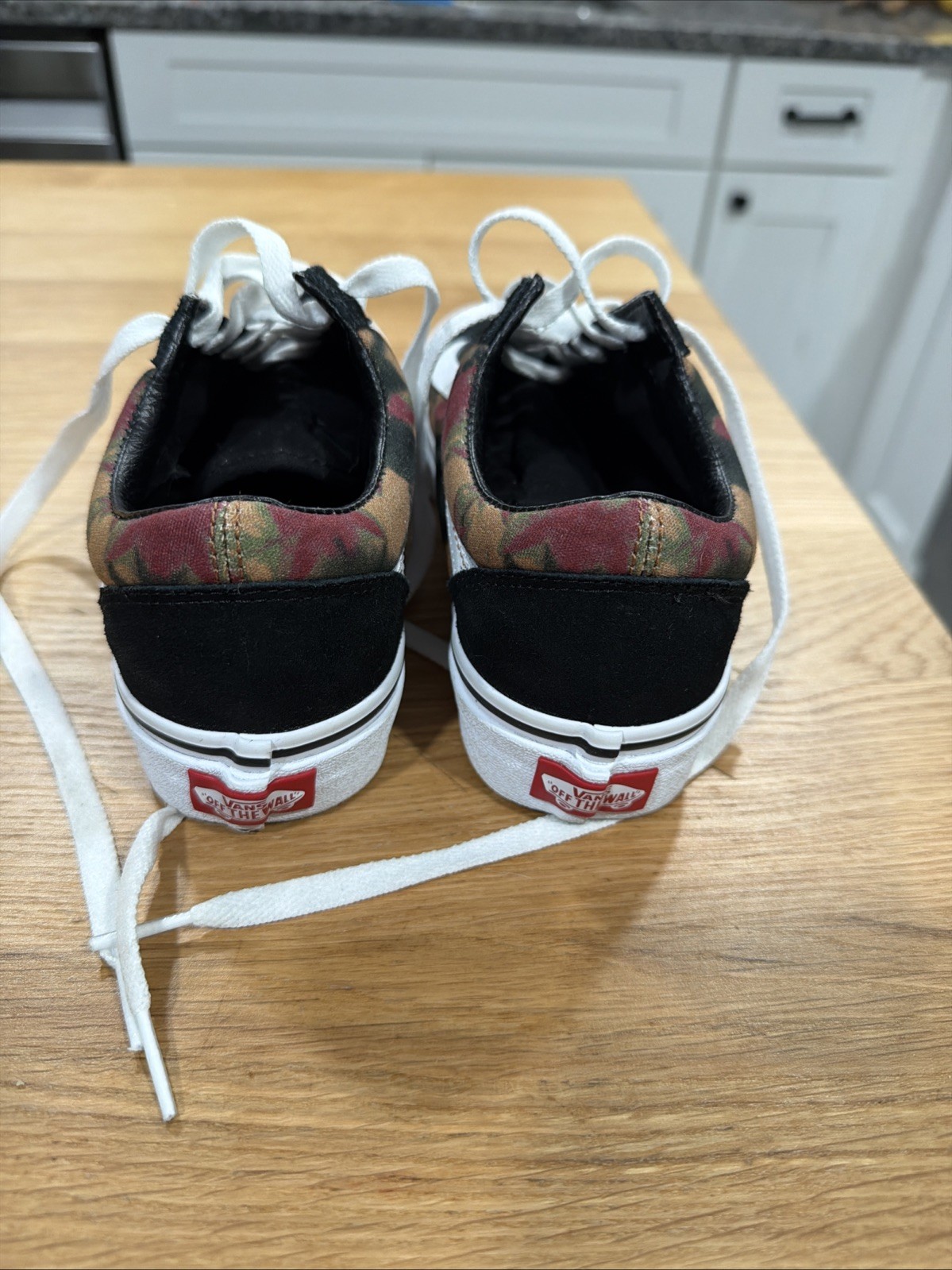 6.5 Women, 5 Men’s Vans