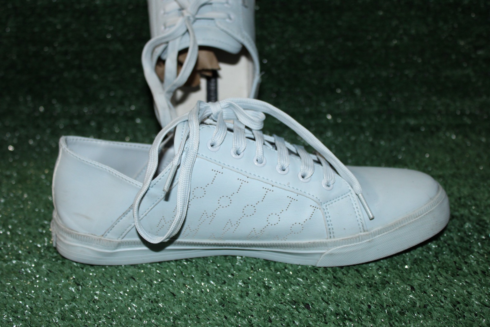 Tommy Hilfiger Womens TWLAMONTE-R Tennis Shoes Light Blue Casual *READ*