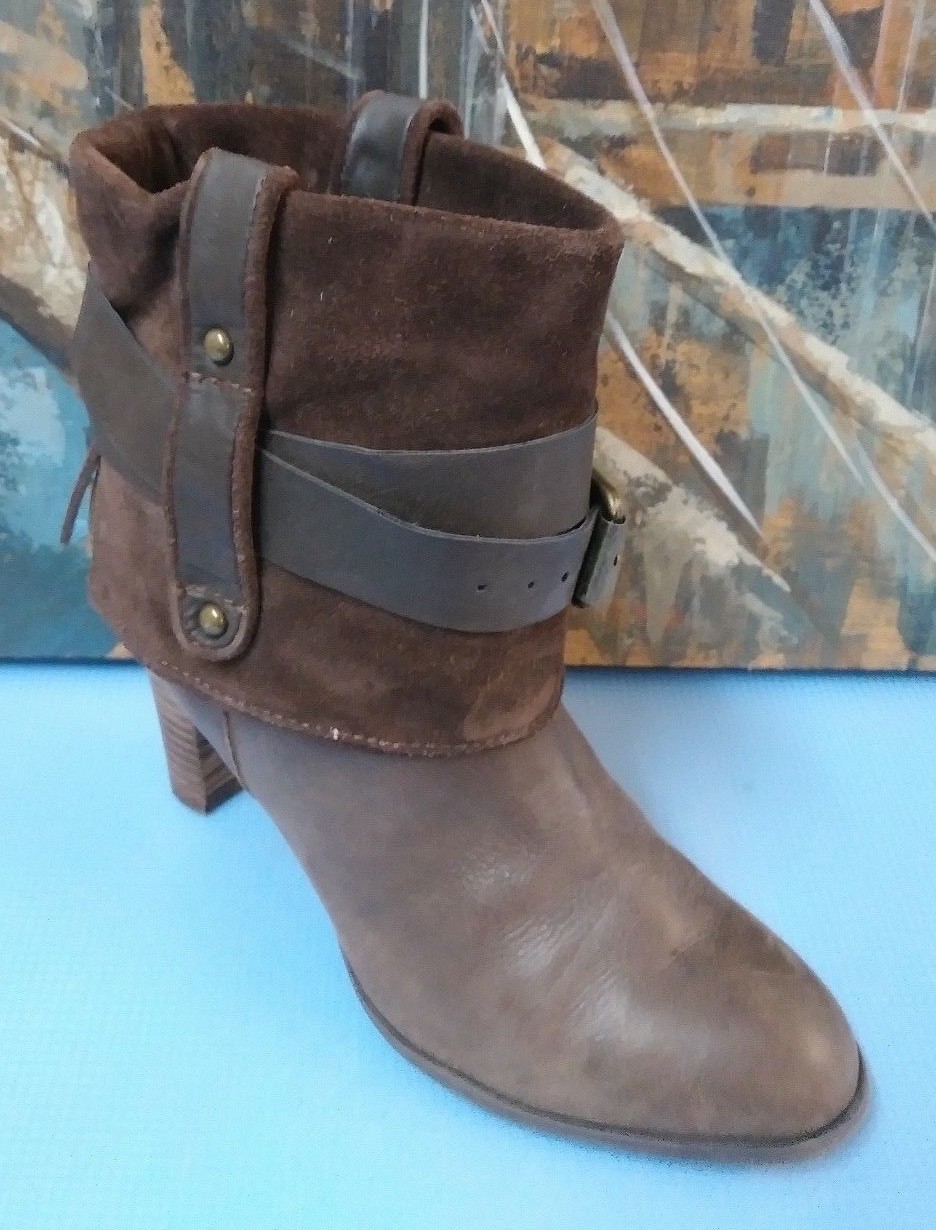 NINE WEST WOMEN’S MID CALF BROWN LEATHER US SIZE 9.5 MEDIUM (B, M)