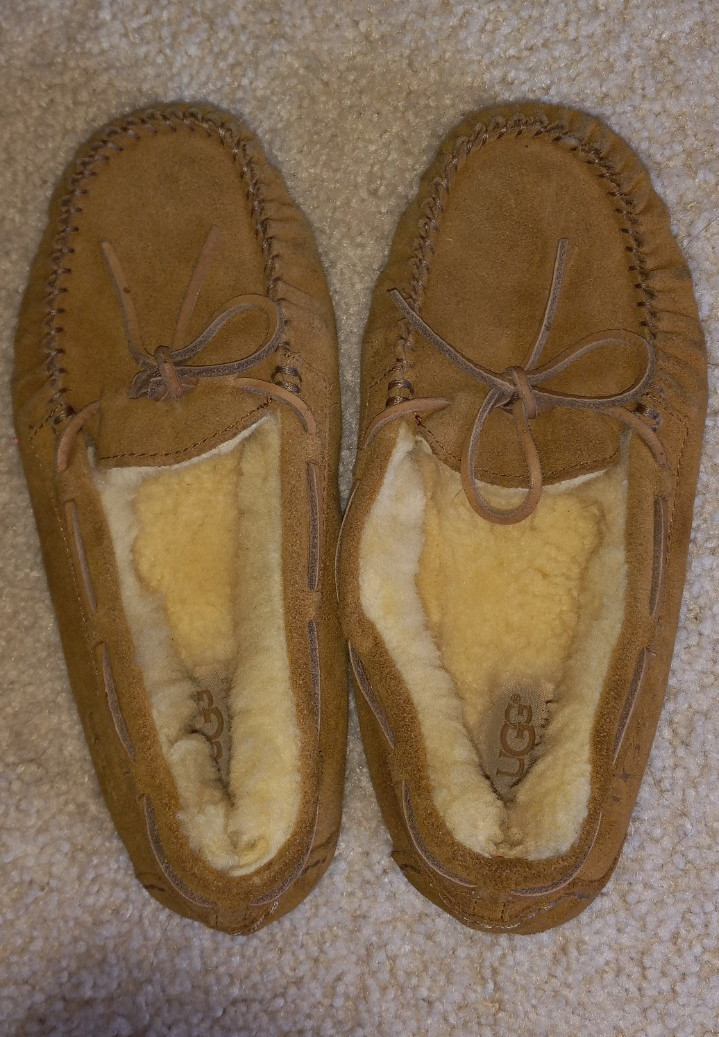 UGG Australia Chestnut Brown Suede Moccasin Slippers Slip-On Kids 1