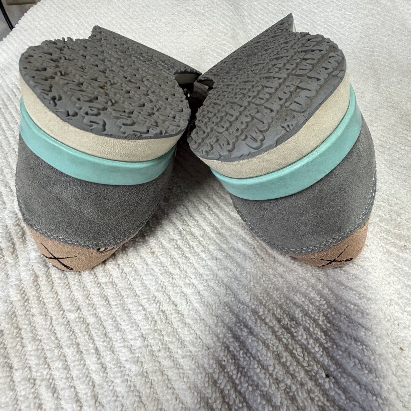 Inkkas Jogger Sneakers Grey Suede & Aztec Shoes Women Sz 10 Men Sz 8