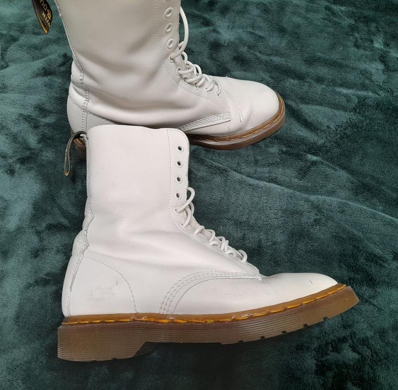 Women Dr Martens Boots White Leather 39 #3KQ6