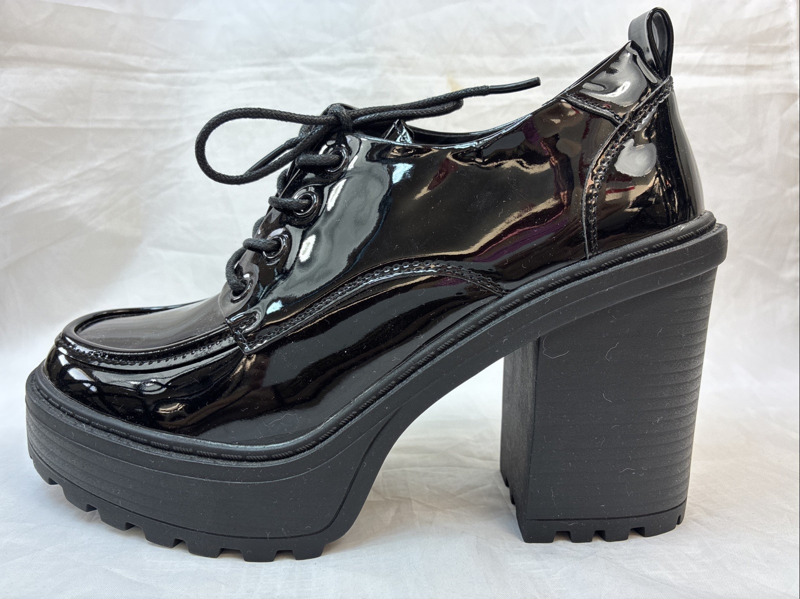 FOREVER STATE-PATENT-OXFORD CHUNKY PLATFORM 4″ Hi-Chunky Block Heel Women PUMPS