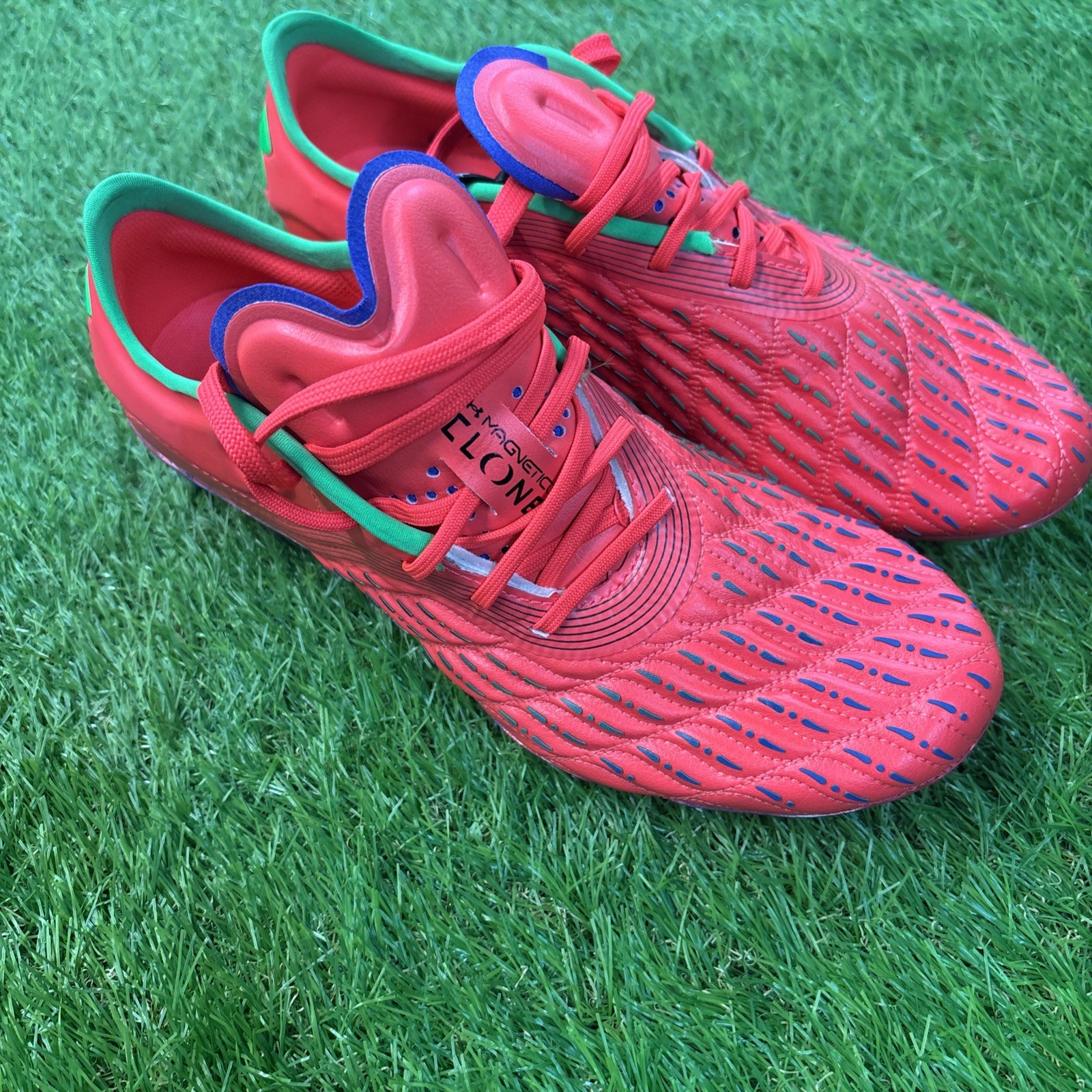 Under Armour Magnetico Elite 3 FG Soccer Size 8 Women’s Beta Screen 3027160-600