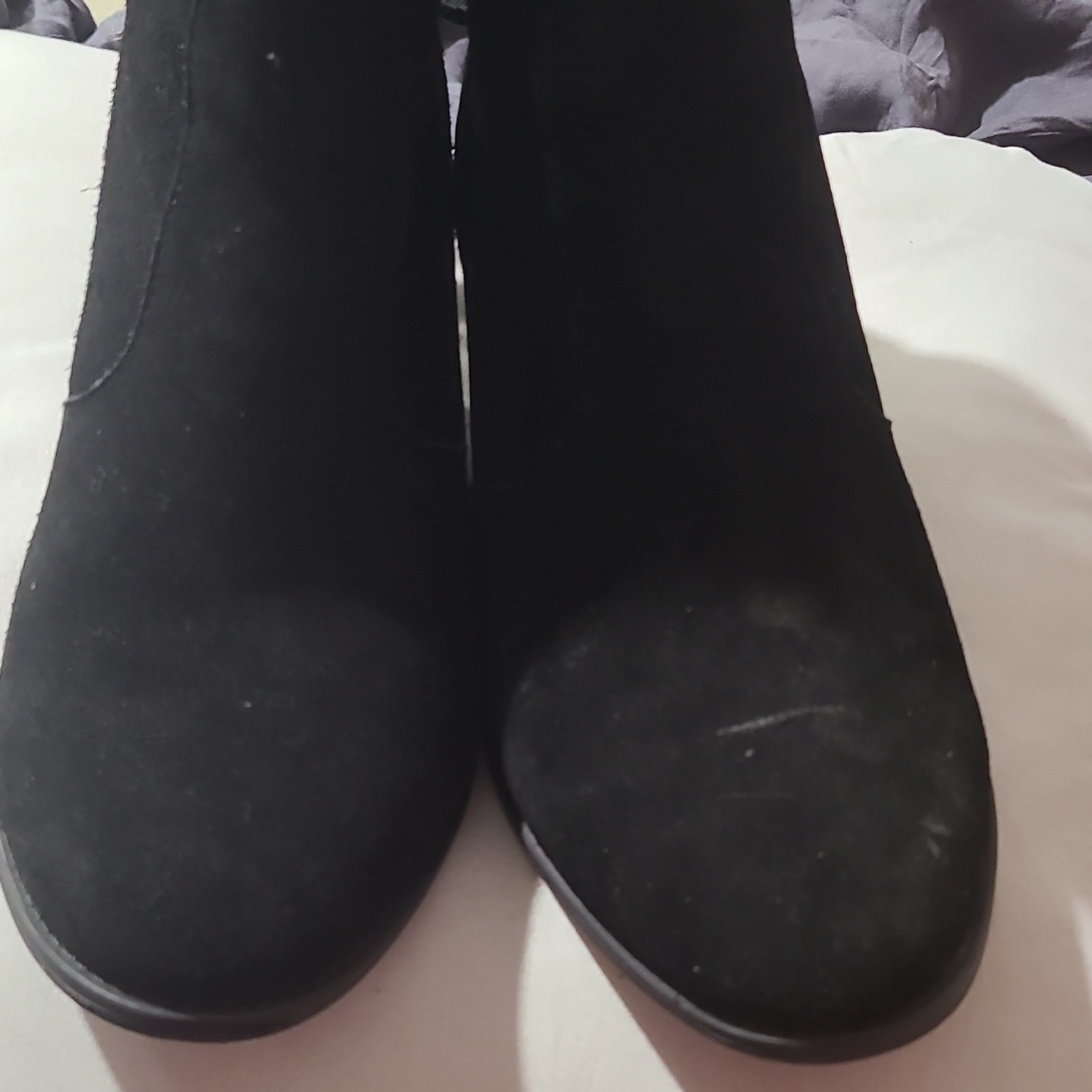 Women’s Black Cashmere Ankle Booties Round Toe Side Zip Zipper Rubber Sz 9