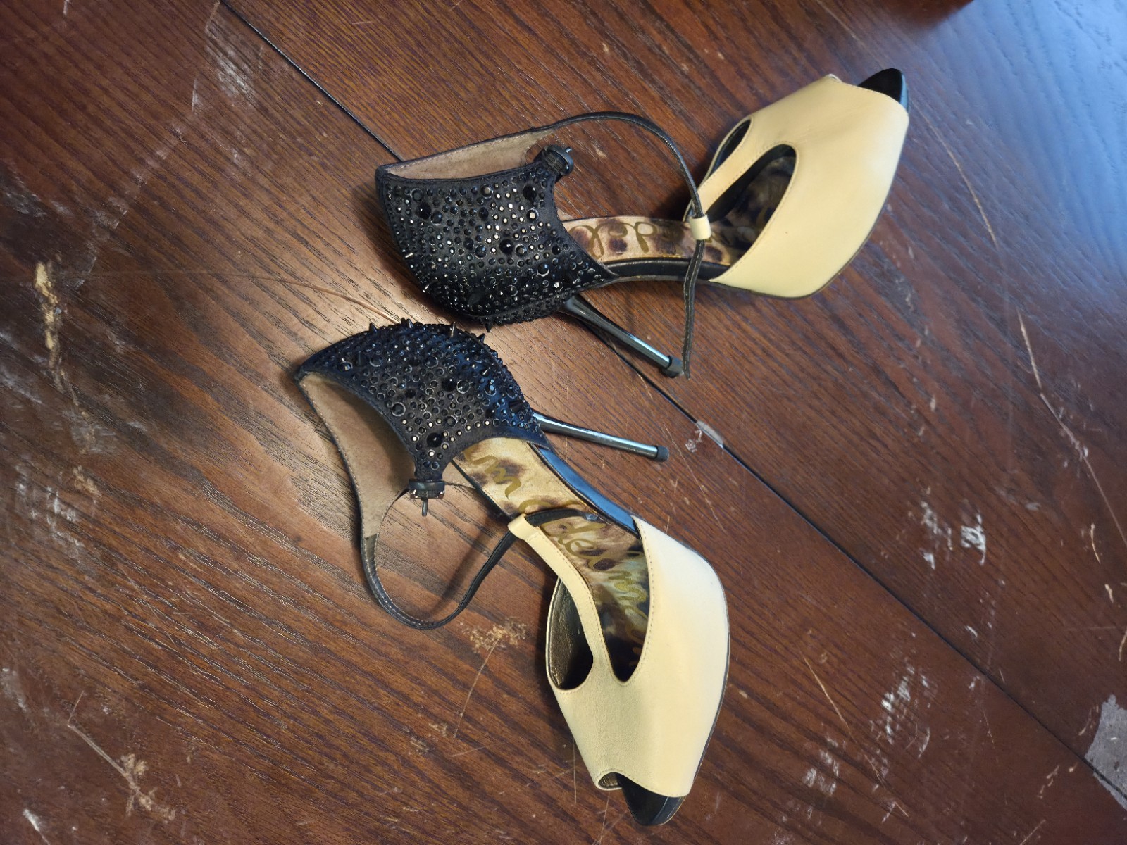 sam edelman shoes Scarlett Ivory Black. 7.5m. A3737L3902. 2011.