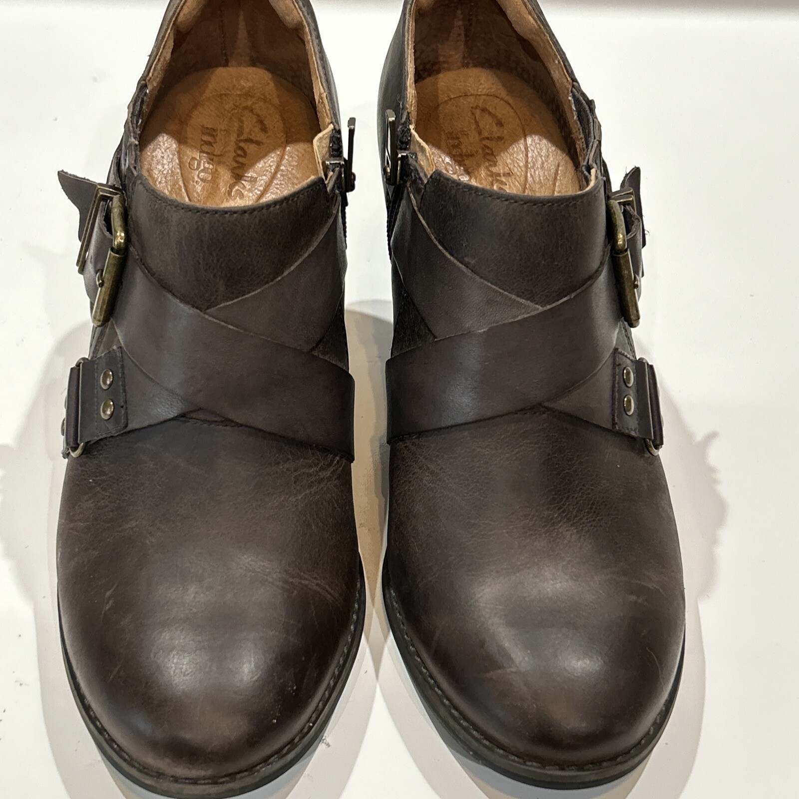 Clarks Indigo Brownish Gray Leather Moto Booties Heeled Ankle Boots Zip Women 9