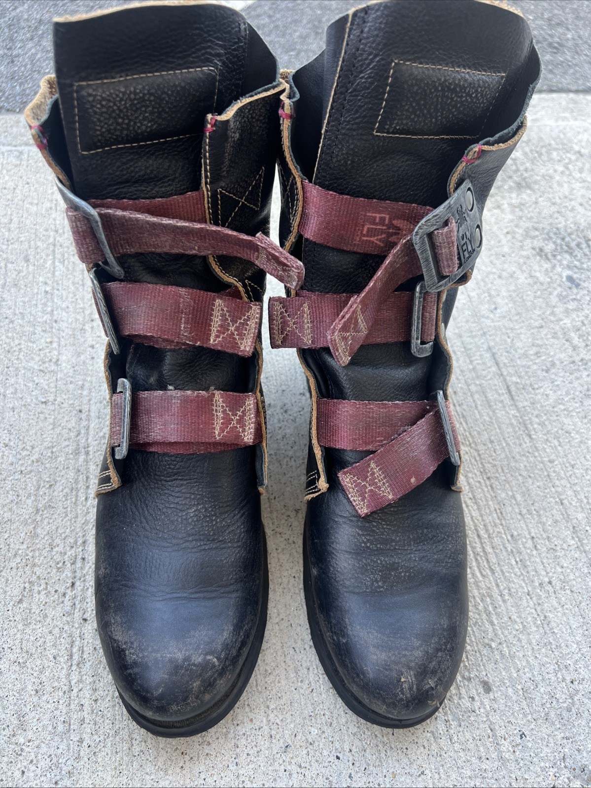 Women’s Fly London Black leather boots size not marked ( heel-toe 11″ )