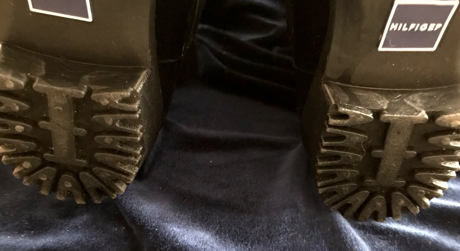 ☃️☔️Tommy Hilfiger Wm-7B Fleece LINED Quilted RbrBoot GripSole EUC Possibly New