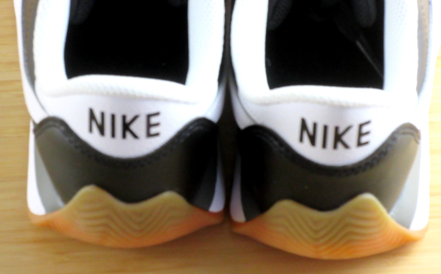 Nike Women’s Pacific Leather Retro Black White Gum Lifestyle Shoes Size 9 NIB