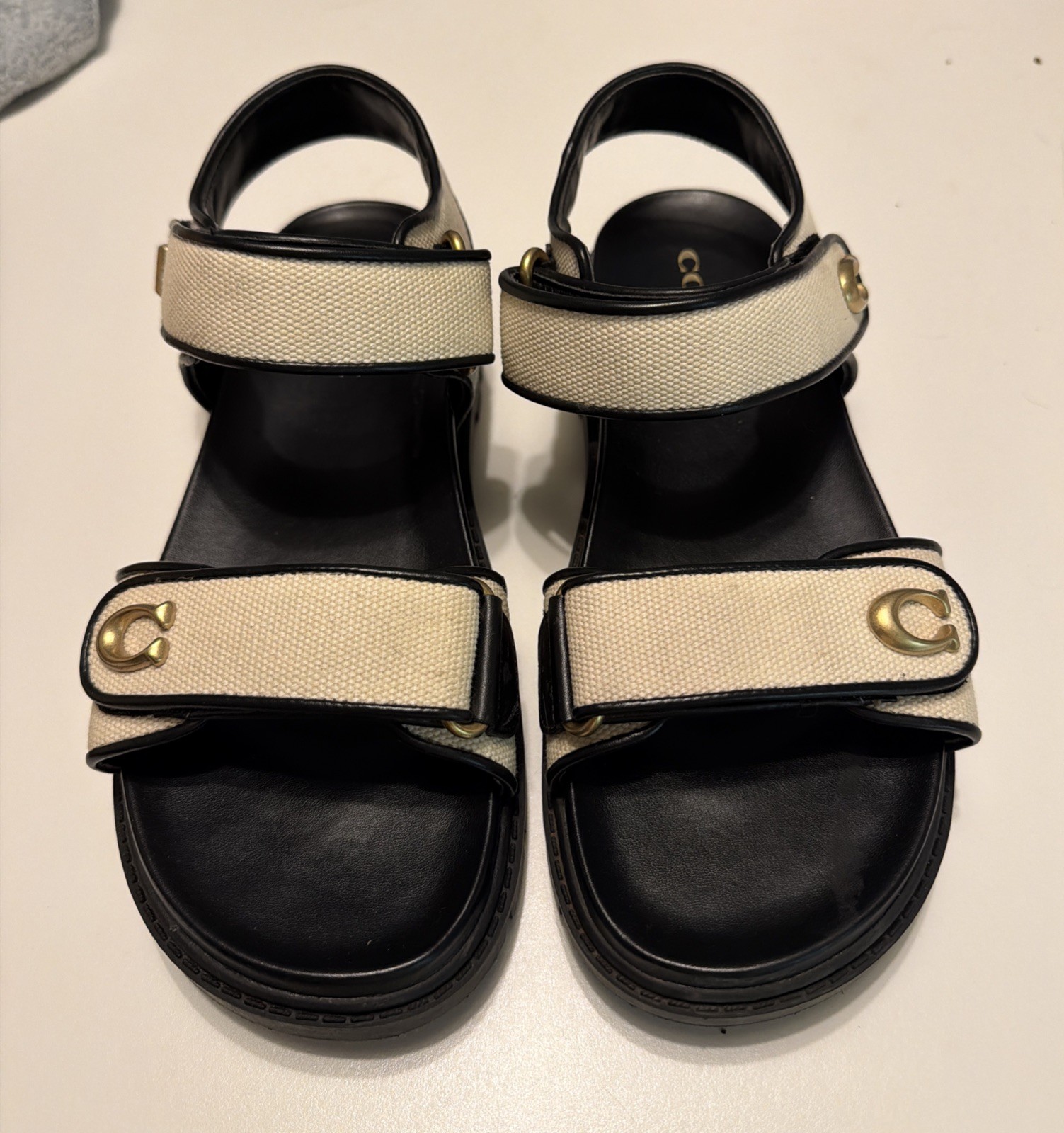 Coach Brynn Sandal Chalk/black Size 8.5 CEF36 *see Callout