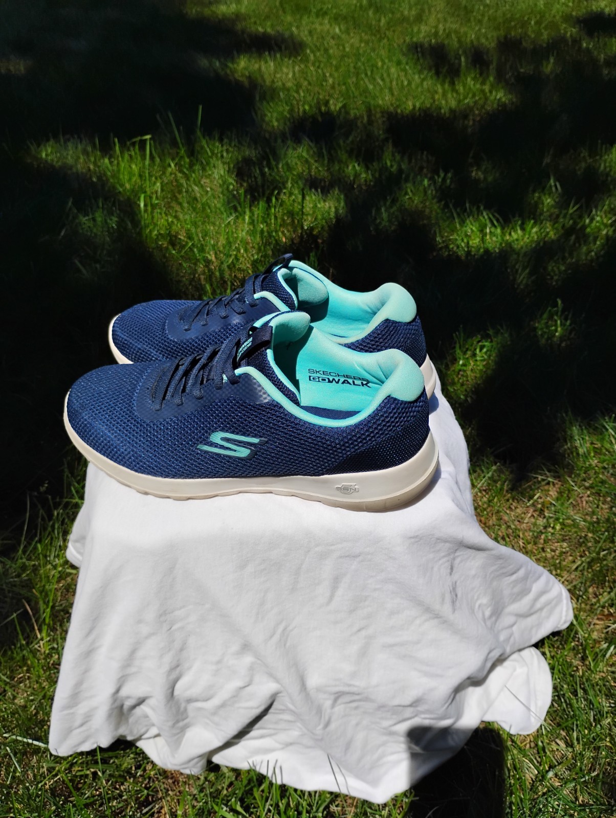 Skechers NVAQ Designed In Los Angeles