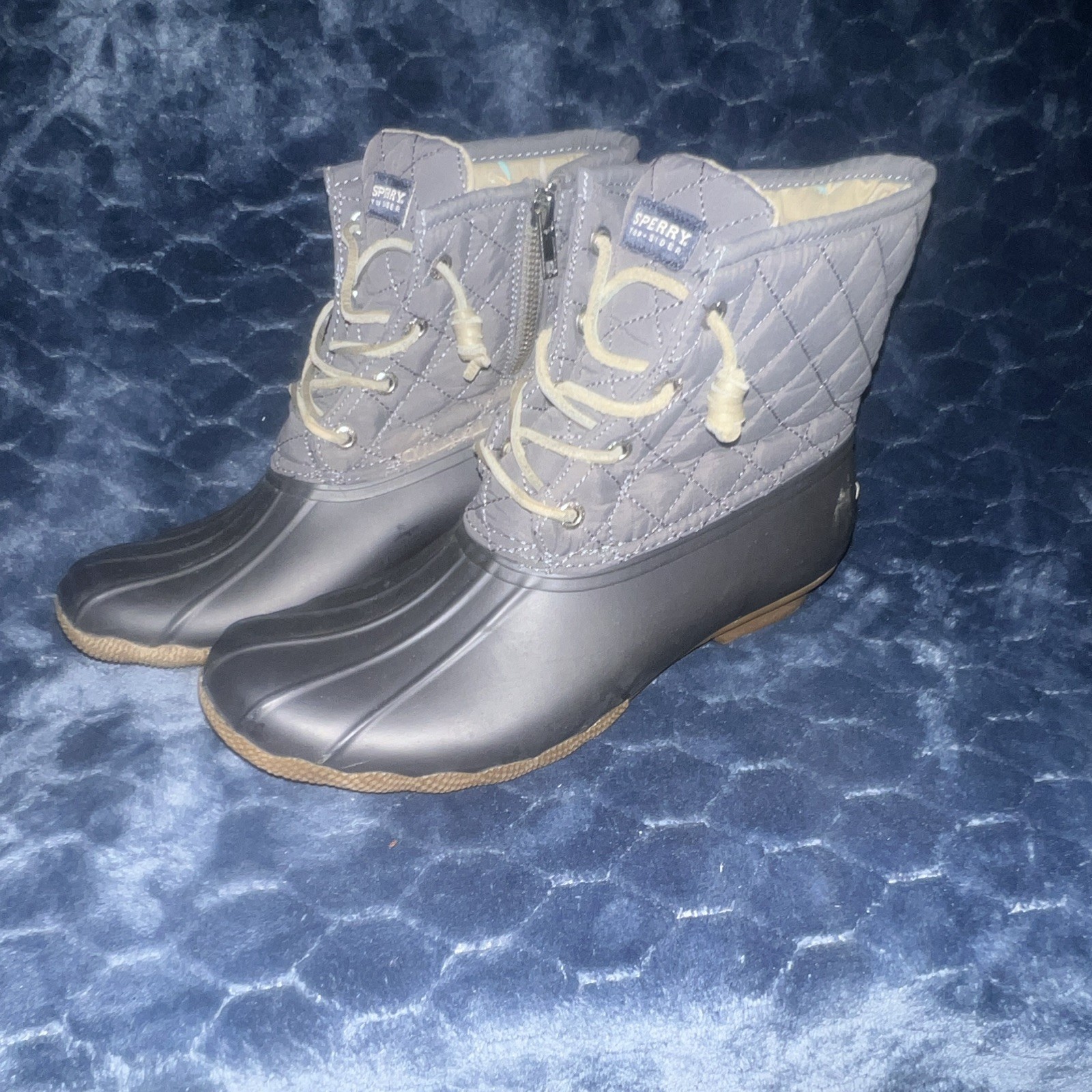 Sperry Top-Sider Saltwater Women’s Waterproof Quilted Zip Duck Boot Gray 10M