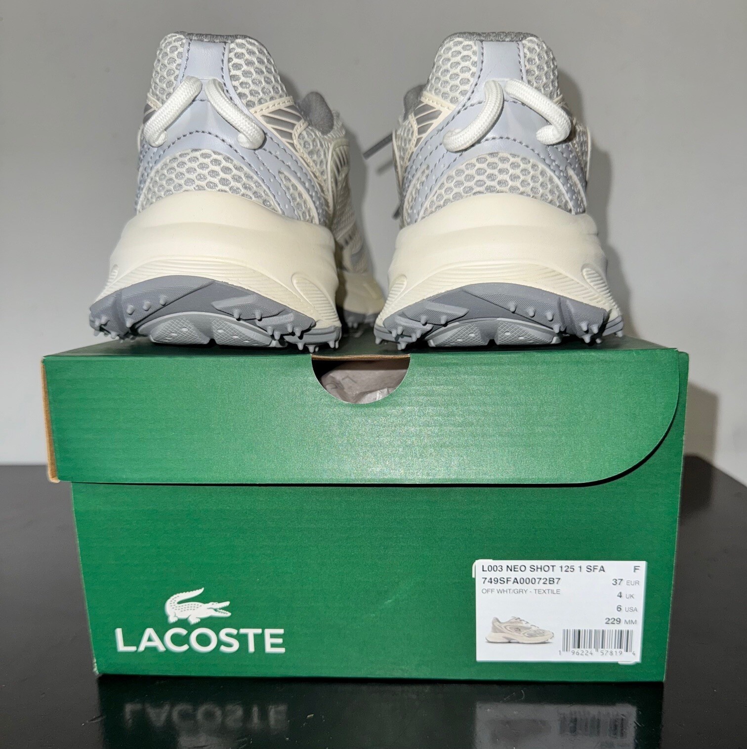 Lacoste L003 NEO SHOT Women’s Sneakers Off White / Grey. Sizes 5.5 to 10 USA