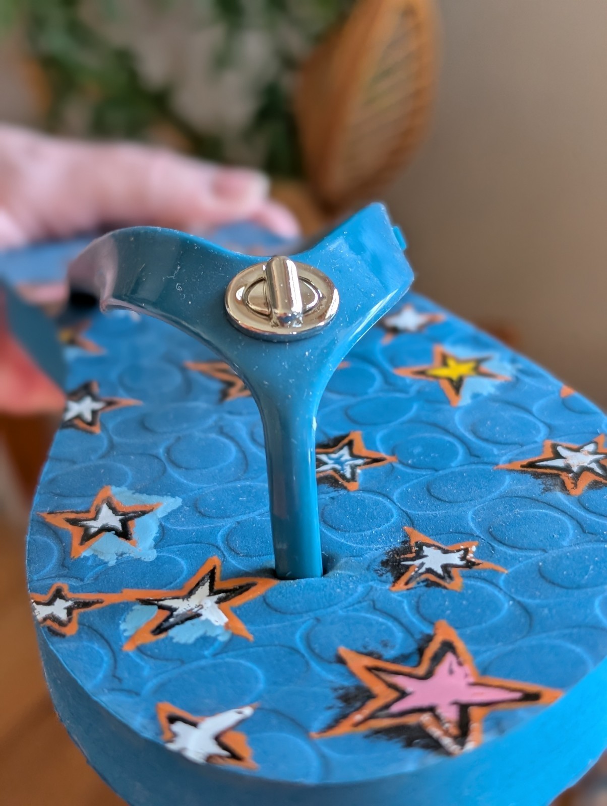 COACH Abbigail Star Size 5-6 Thong Sandals With Logo Summer Beachy Pool NEW (J)