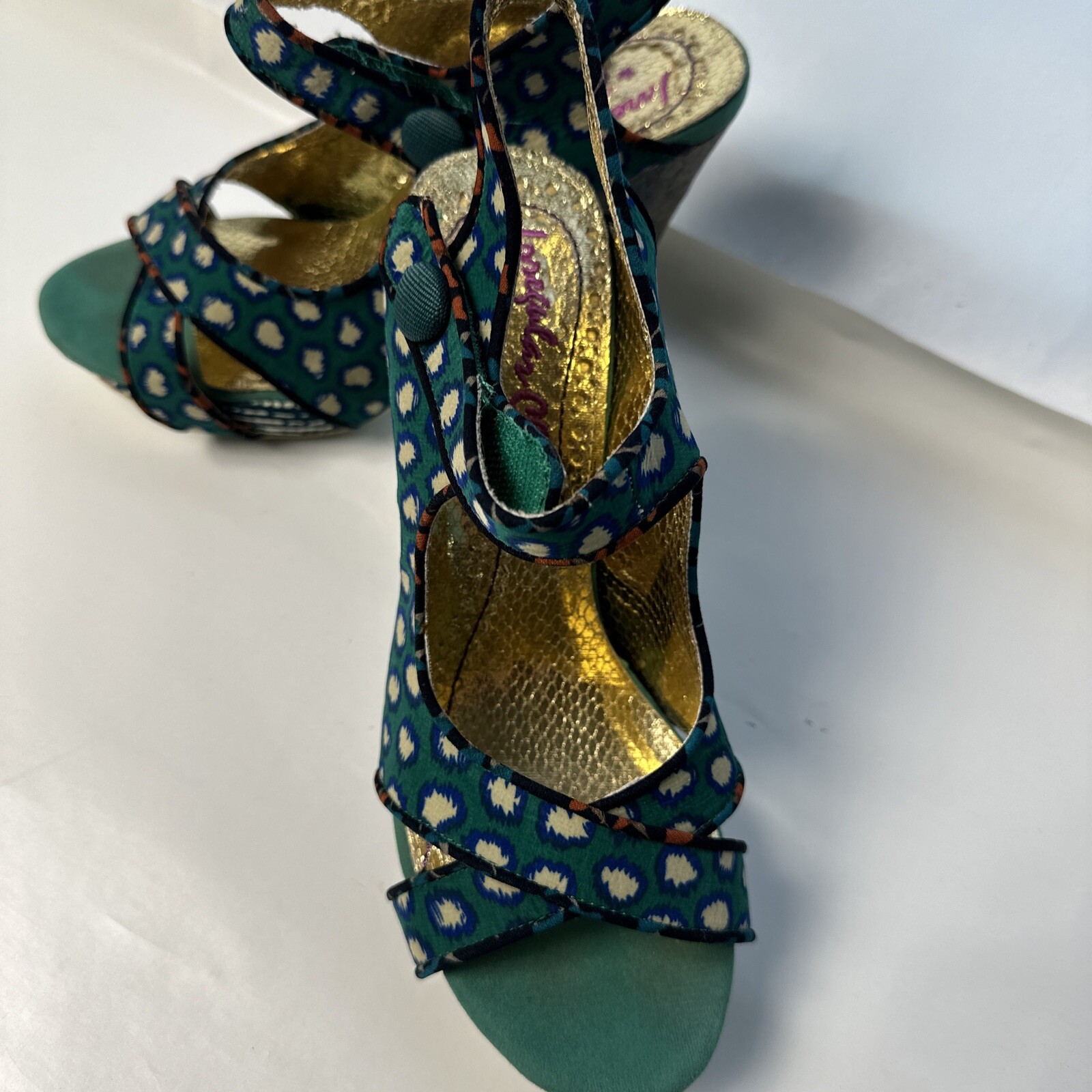 Irregular Choice Teal Fabric Pump Funky Design! Size 7.5
