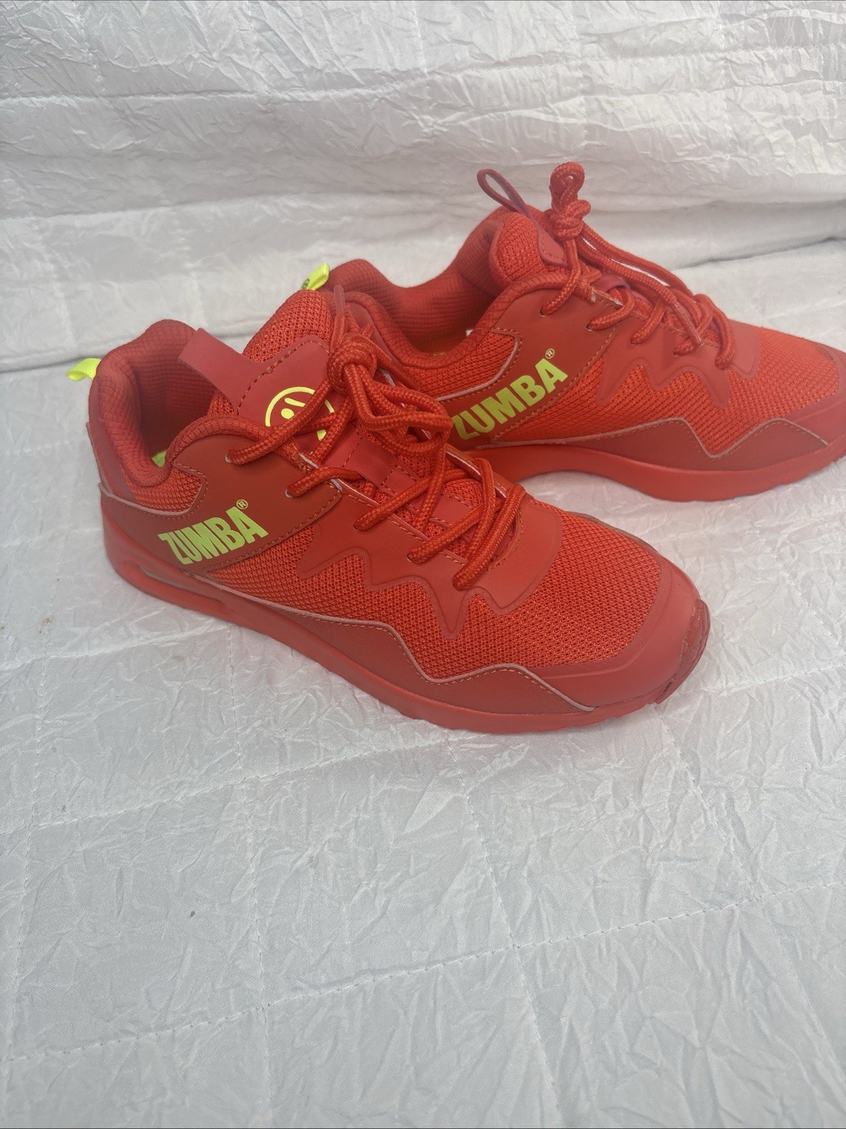 Zumba Air Cushion Dance Fitness Sneakers Orange Neon Lace Up Women’s Size 6.5