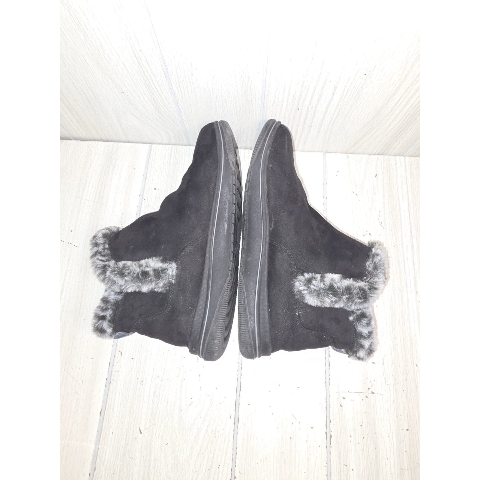 Clarks Cloudsteppers Faux Fur Lined Comfort Pull On Ankle Bootie Black Gray Sz 9