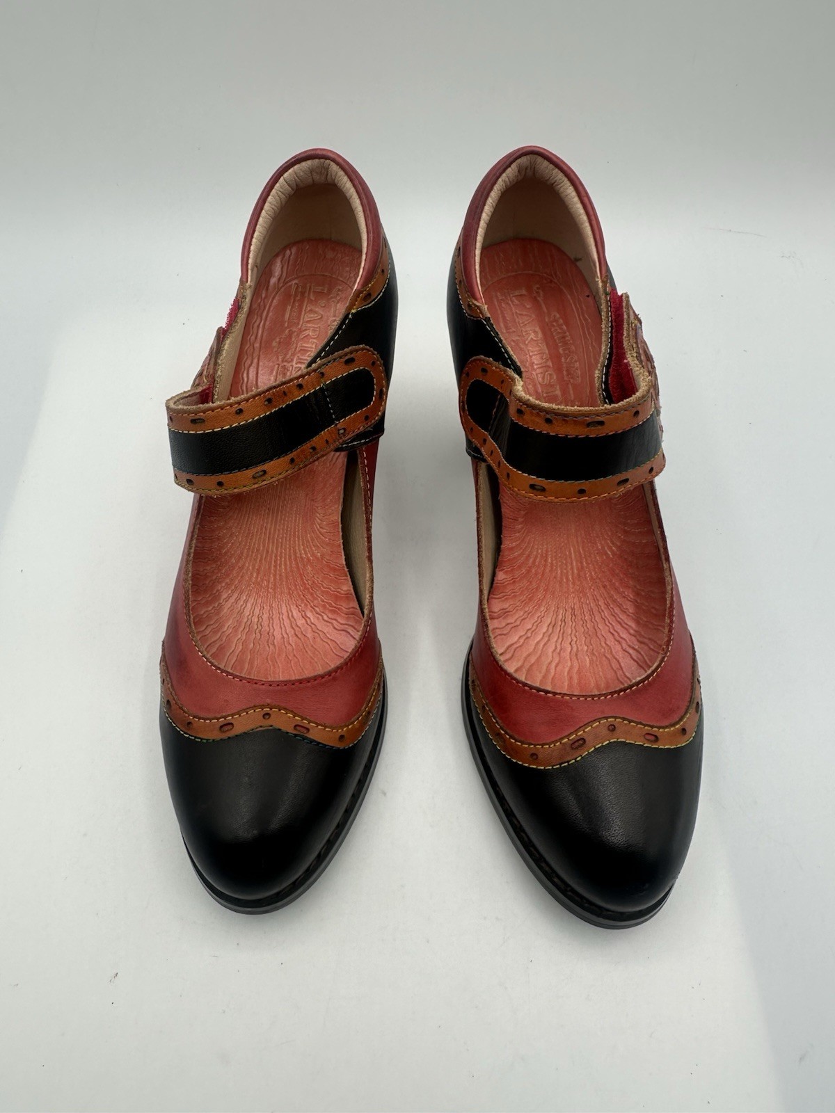 L’Artiste by Spring Step Red Black Leather Mary Jane Block Heel Women Sz 37 / 7