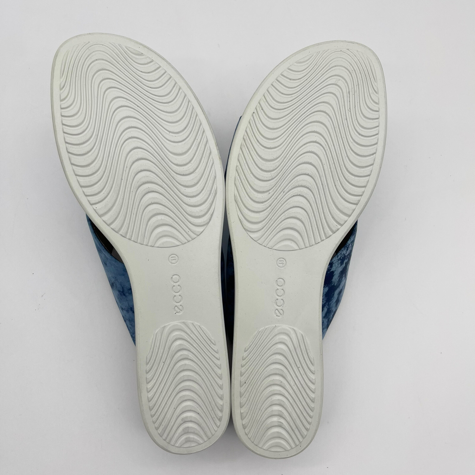 ECCO Sandal Women US 10 10.5 EU 41 Blue Slip On Flip Flop Tie Dye Platform