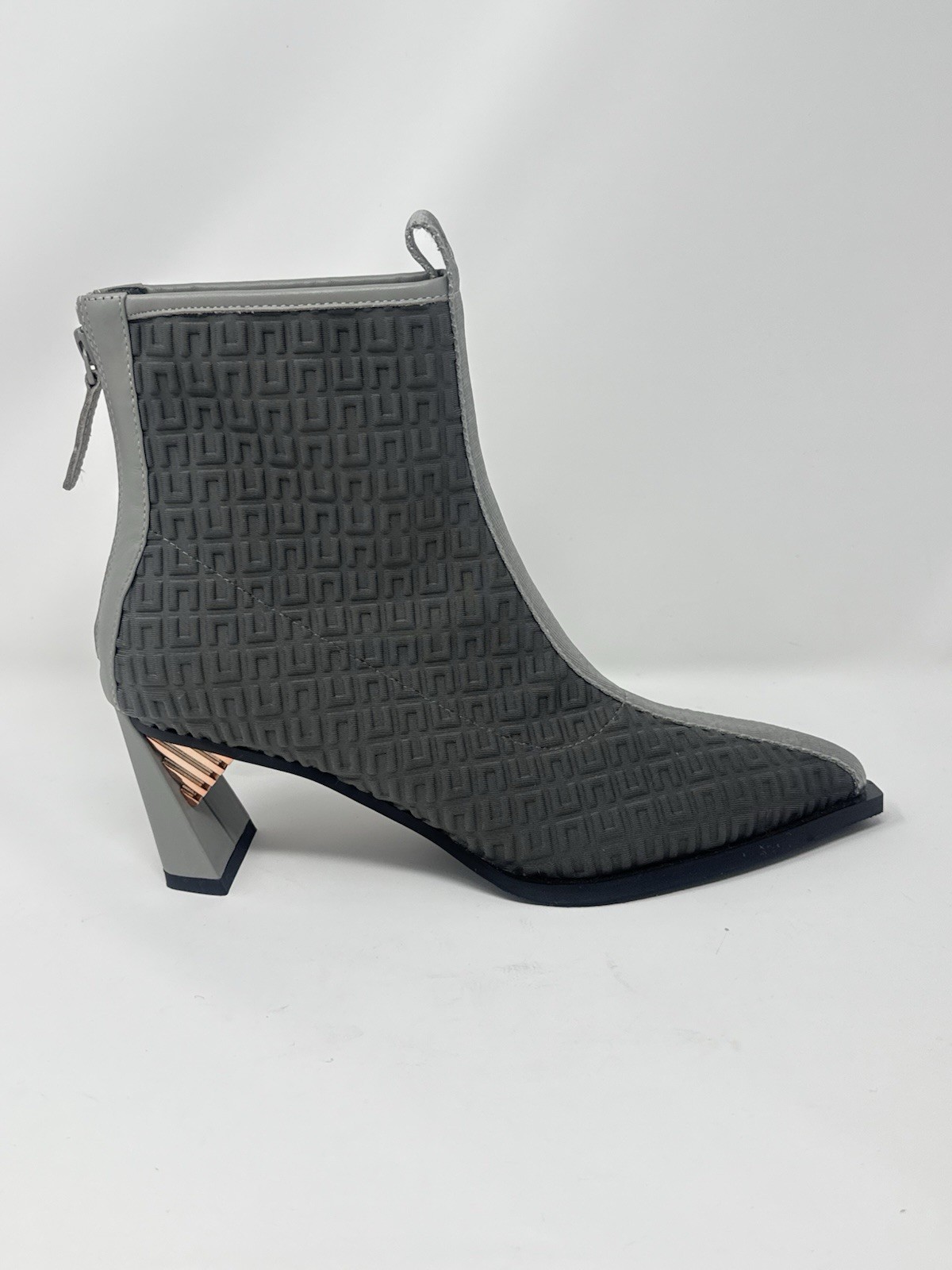 United Nude Sonar Booties Gray Silver Sculptural Metallic Heel Pointy Toe EU41